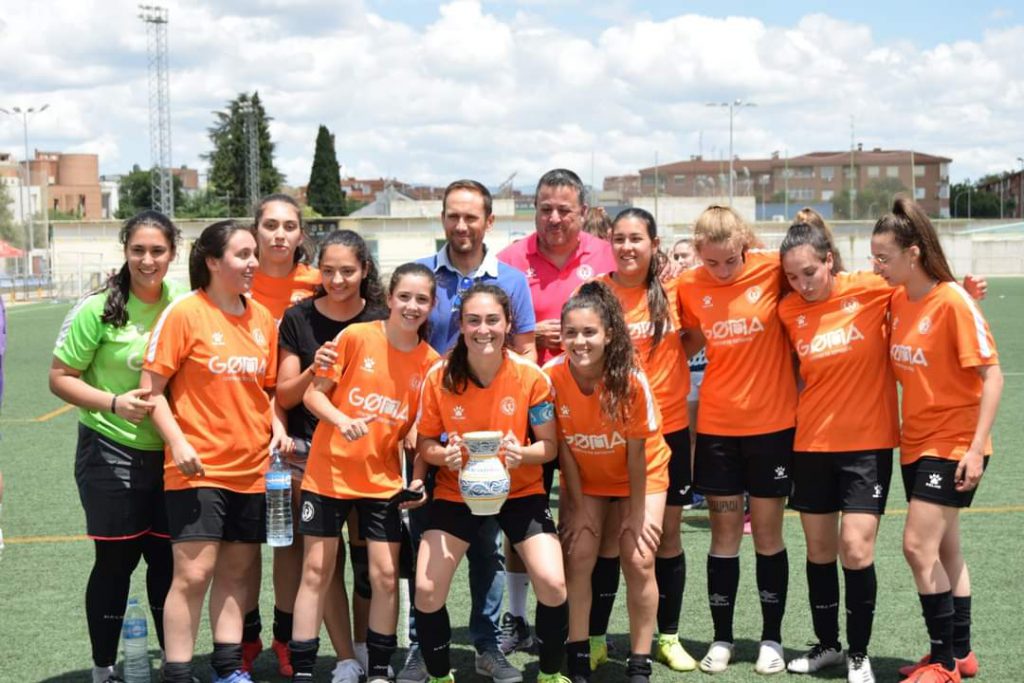 primer torneo femenino de Talavera